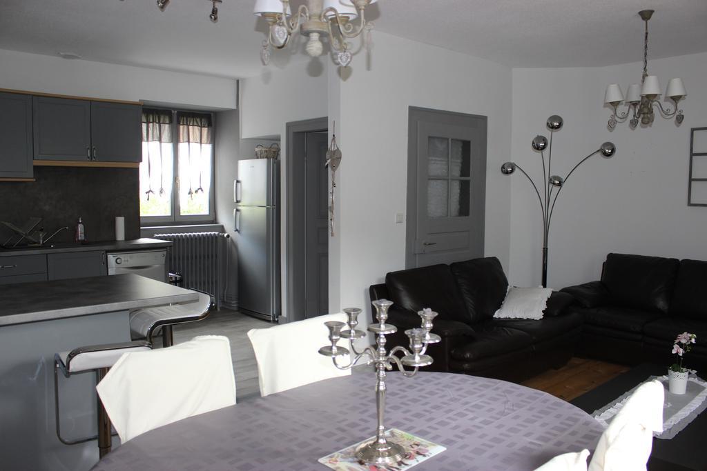 Gite Des 3 Chateaux Ribeauvillé Rom bilde